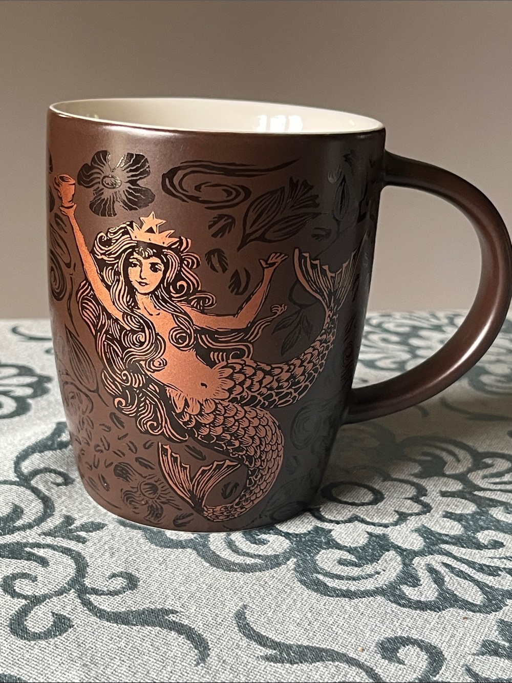 Starbucks 2011 Ceramic Mermaid Siren Mug in Brown